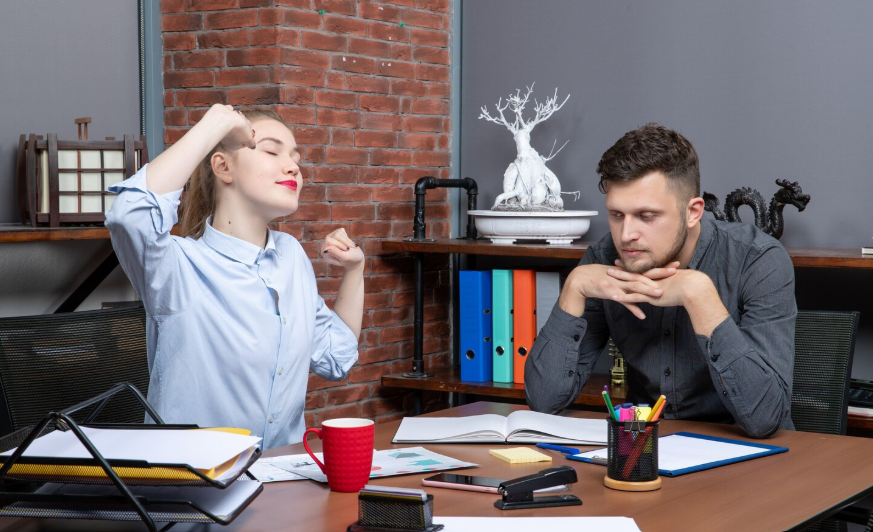 What Are the Signs of ADHD in Adults? 15 Symptoms to Recognize
